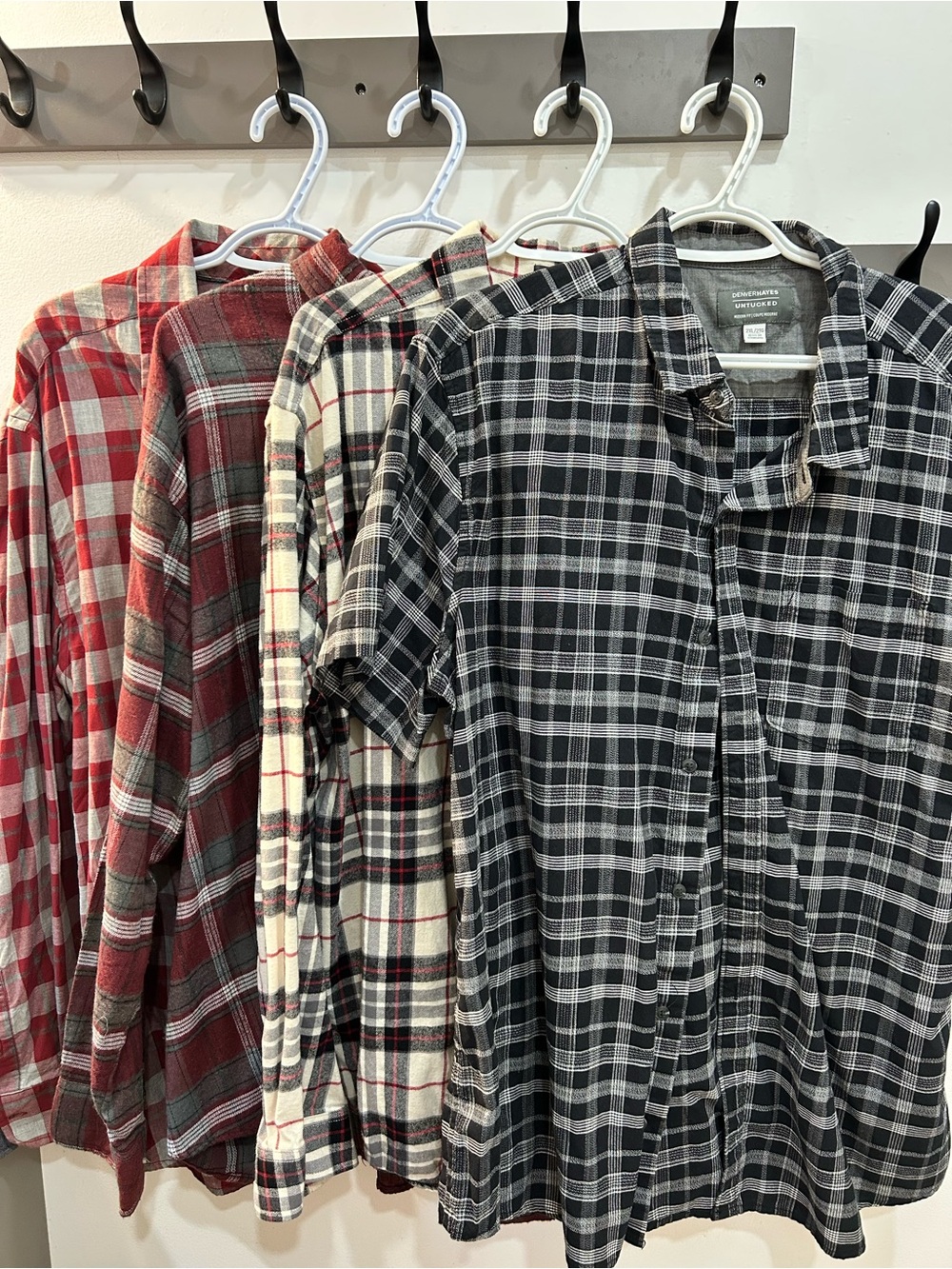 Men’s XXL Casual Shirt Bundle • 4 Items